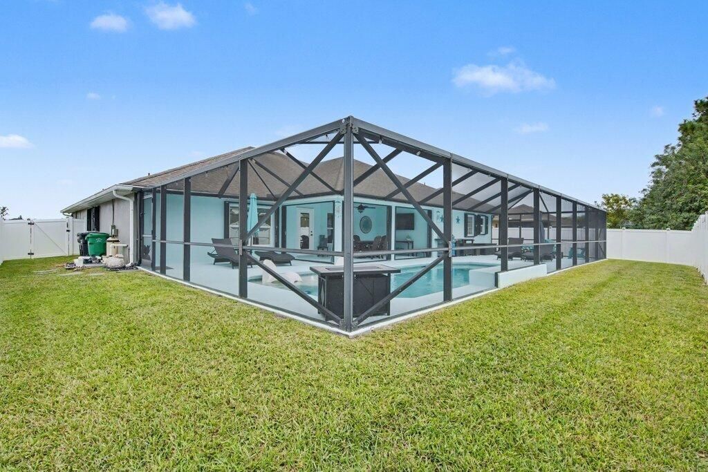 5867 NW Leah Drive, Port Saint Lucie, FL 34986 Photo