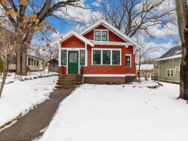 1464 Chelmsford Street, Saint Paul, MN 55108