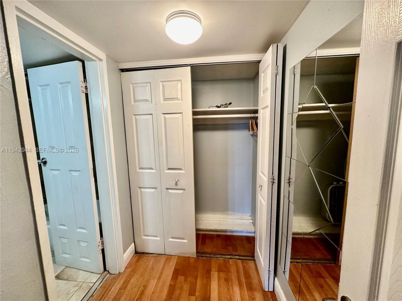 26 Diplomat Pkwy , Unit 2368, Hallandale Beach, FL 33009 Photo