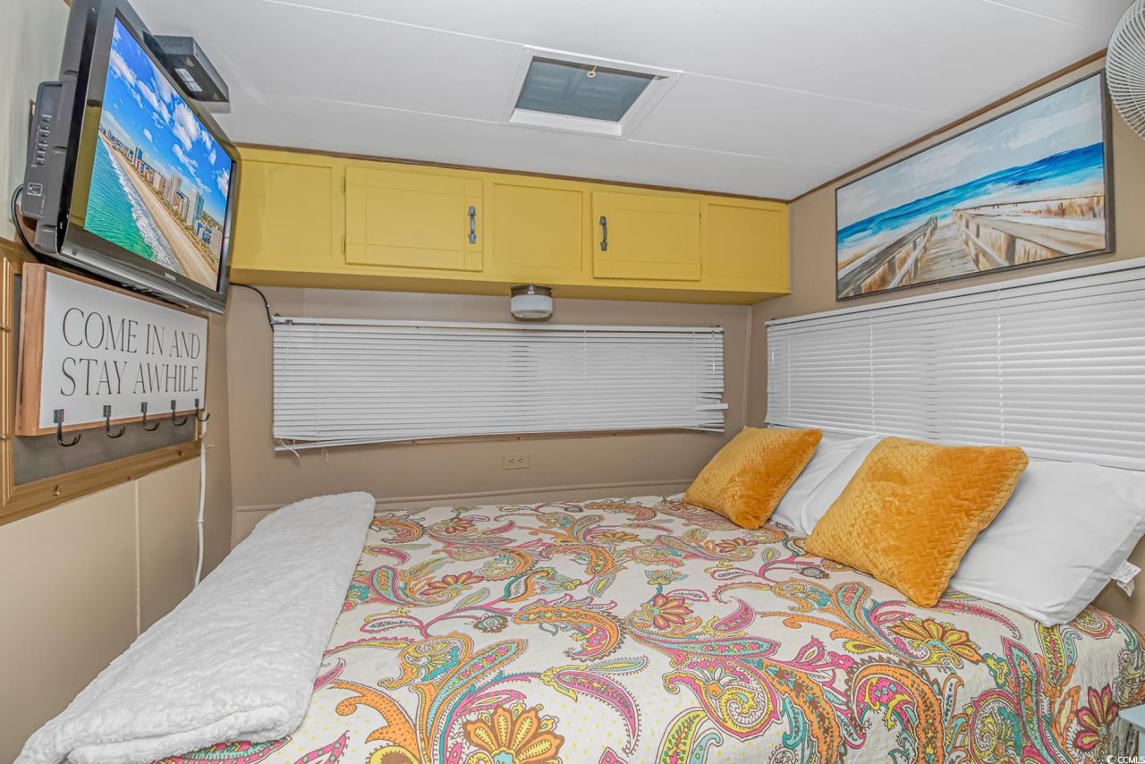 6001- L40 S Kings Hwy. Photo 12