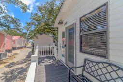 6001- L40 S Kings Hwy. photo 4