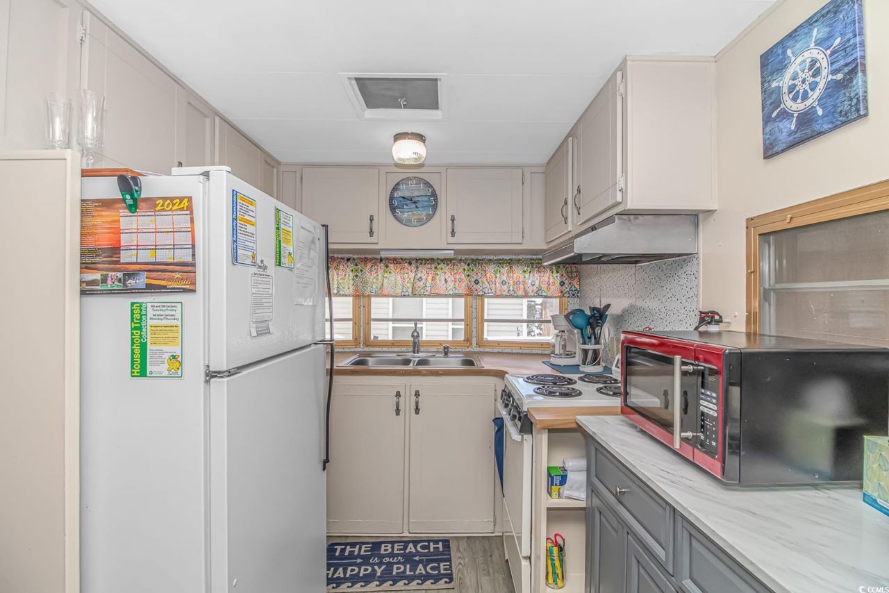 6001- L40 S Kings Hwy. Photo 7