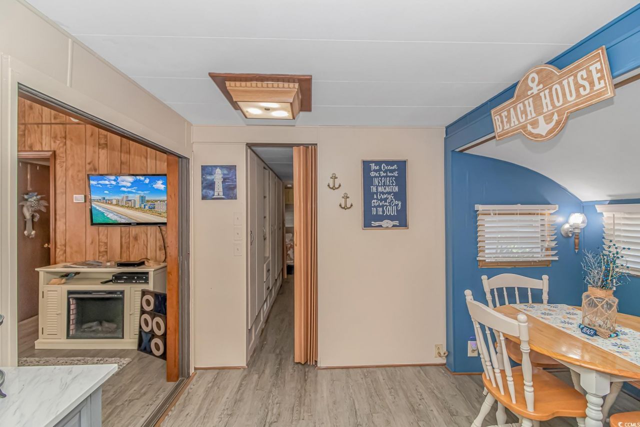 6001- L40 S Kings Hwy. Photo 9