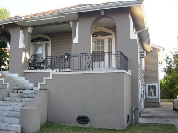 526 FLORIDA Boulevard, New Orleans, LA 70124