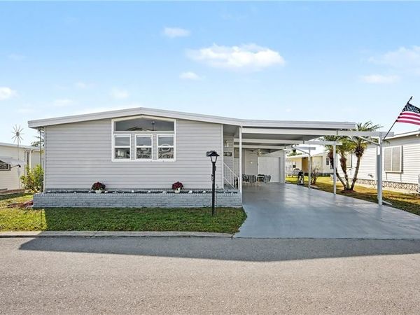 137 Nicklaus BLVD, NORTH FORT MYERS, FL 33903