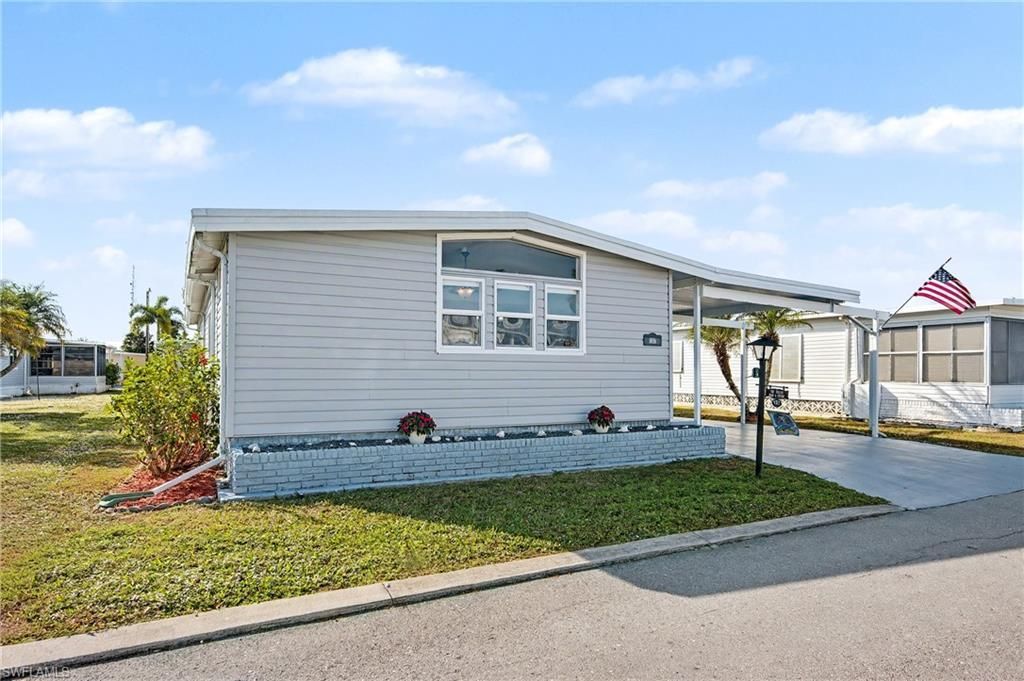 137 Nicklaus Blvd, North Fort Myers, FL 33903 Photo