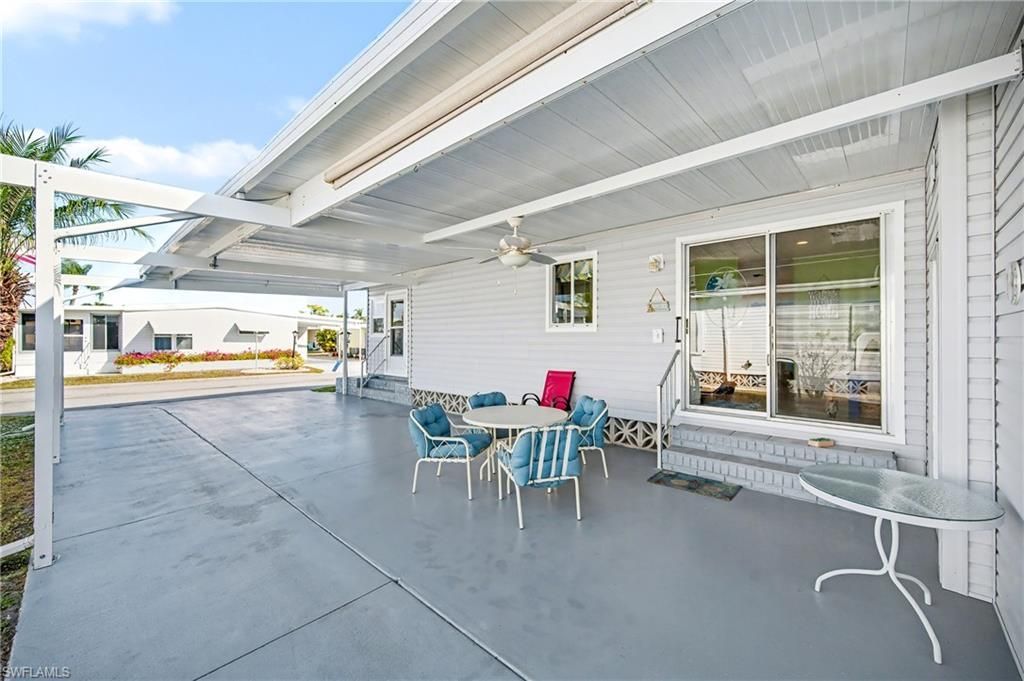 137 Nicklaus Blvd, North Fort Myers, FL 33903 Photo