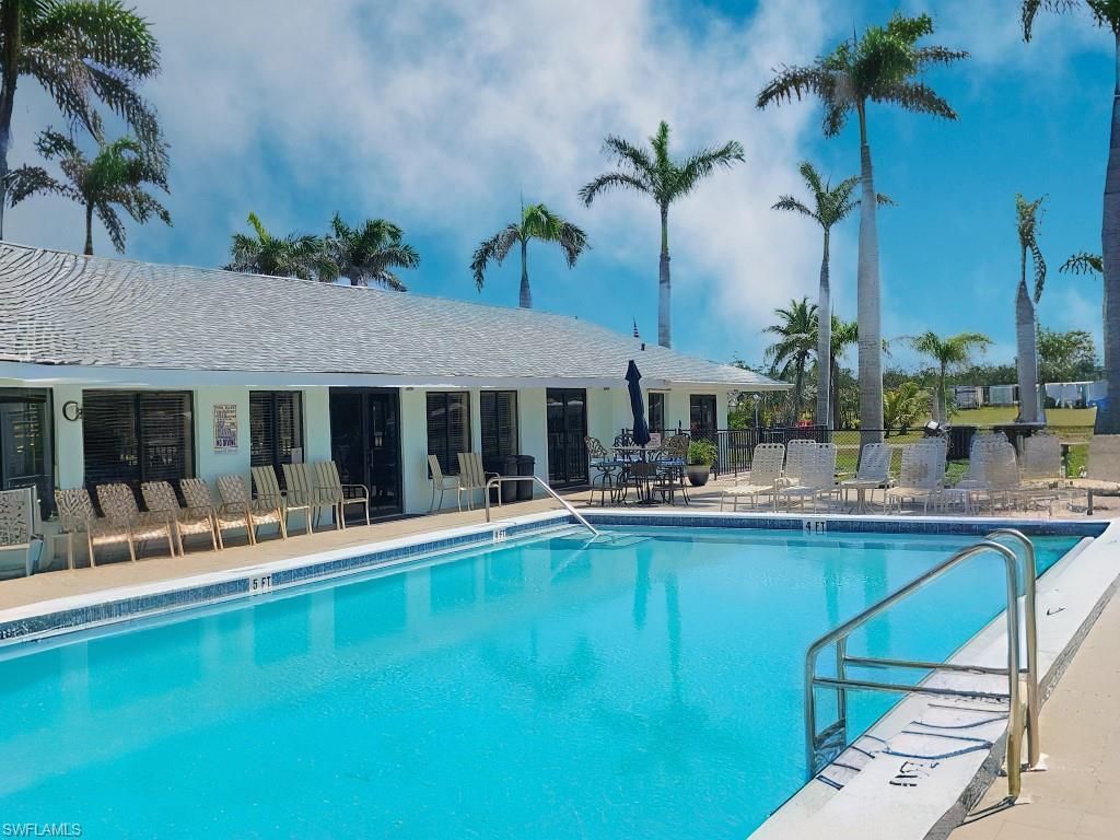 141 Barbados Way, Fort Myers Beach, FL 33931 Photo