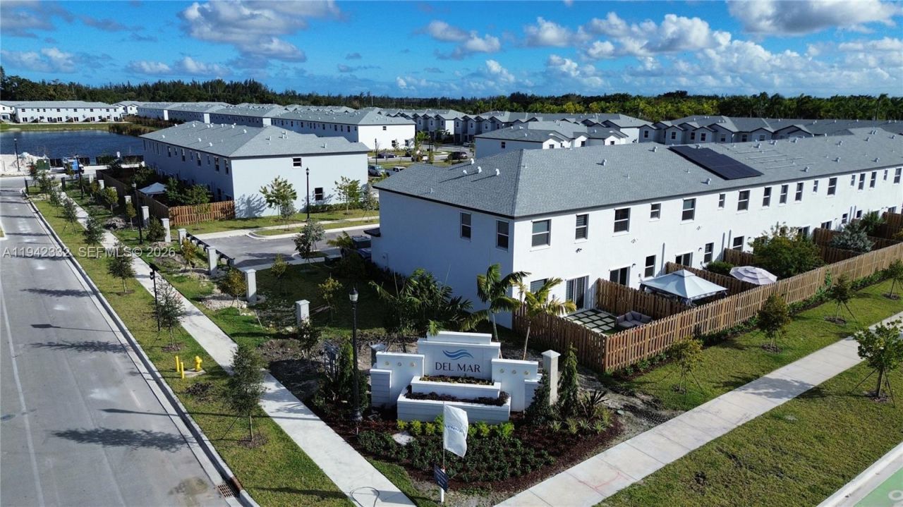 17910 SW 359th Ter, Unit 17910, Homestead, FL 33034 Photo