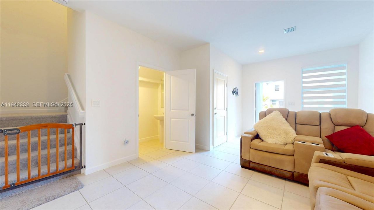 17910 SW 359th Ter, Unit 17910, Homestead, FL 33034 Photo