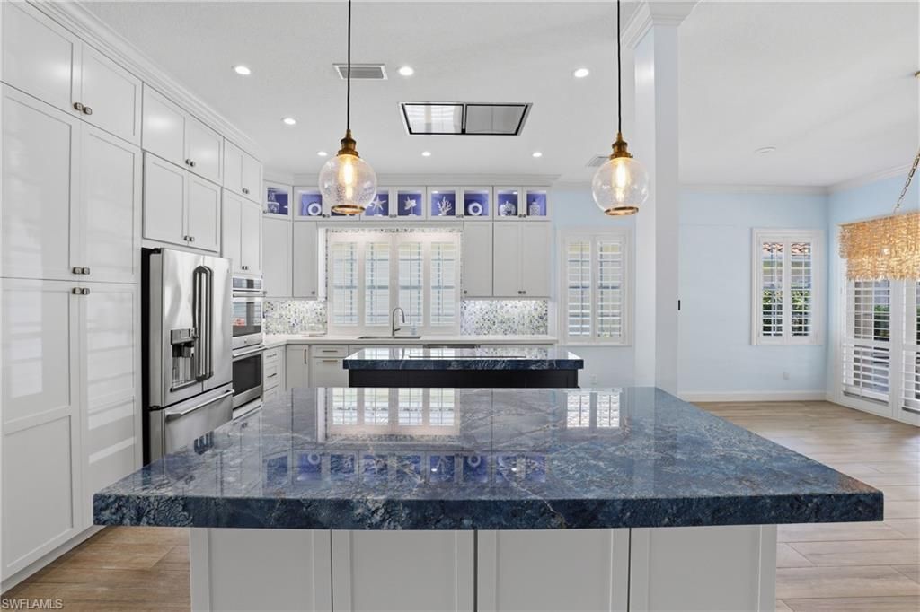 3109 Dominica Way, Naples, FL 34119 Photo