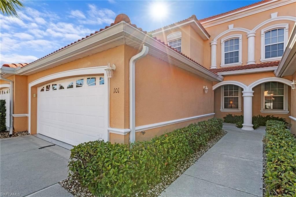 14090 Eagle Ridge Lakes Dr, Unit 101, Fort Myers, FL 33912 Photo