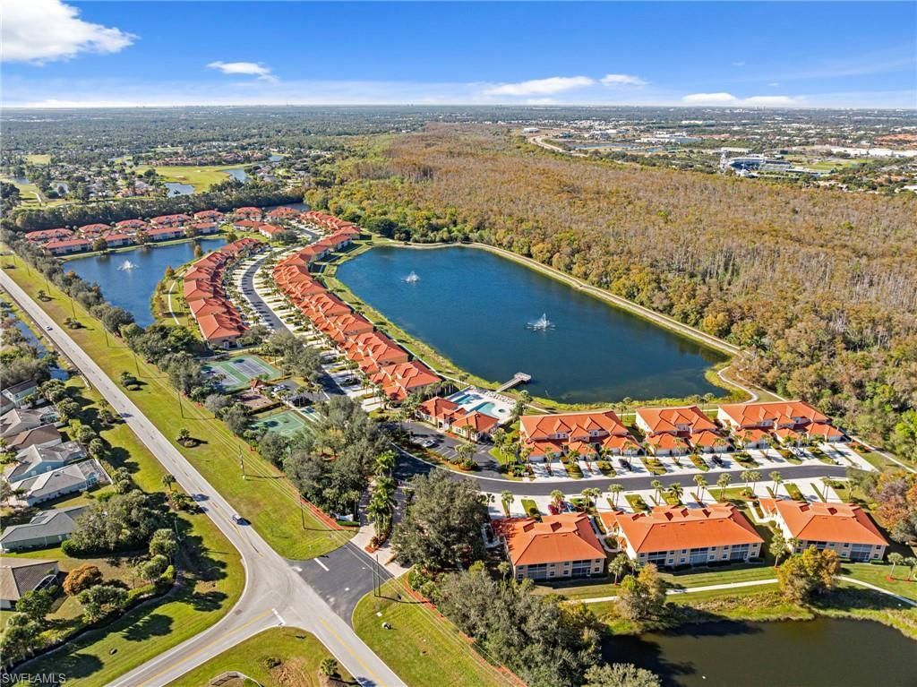 14090 Eagle Ridge Lakes Dr, Unit 101, Fort Myers, FL 33912 Photo