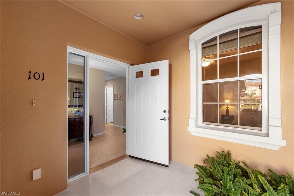14090 Eagle Ridge Lakes Dr, Unit 101, Fort Myers, FL 33912 Photo