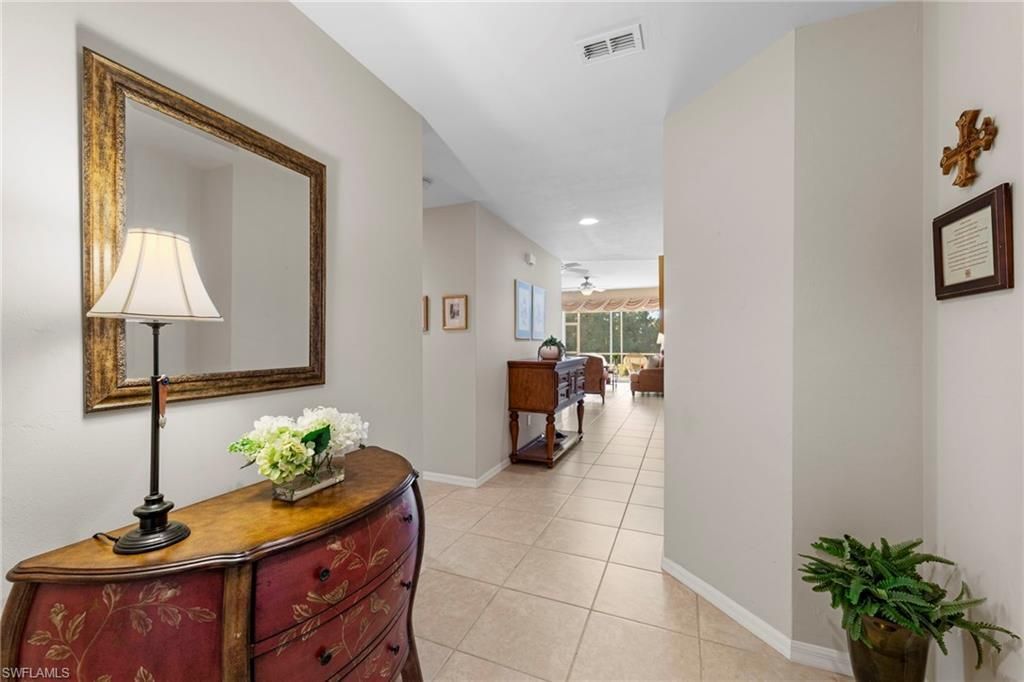 14090 Eagle Ridge Lakes Dr, Unit 101, Fort Myers, FL 33912 Photo