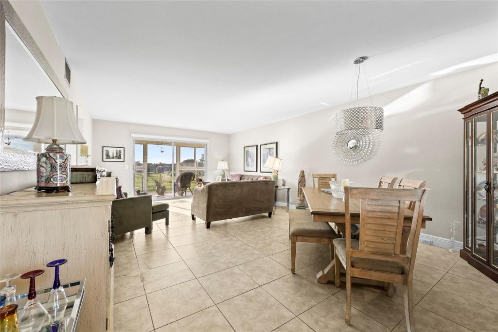 800 SW 125th Way, Unit 405-O, Pembroke Pines, FL 33027 Photo