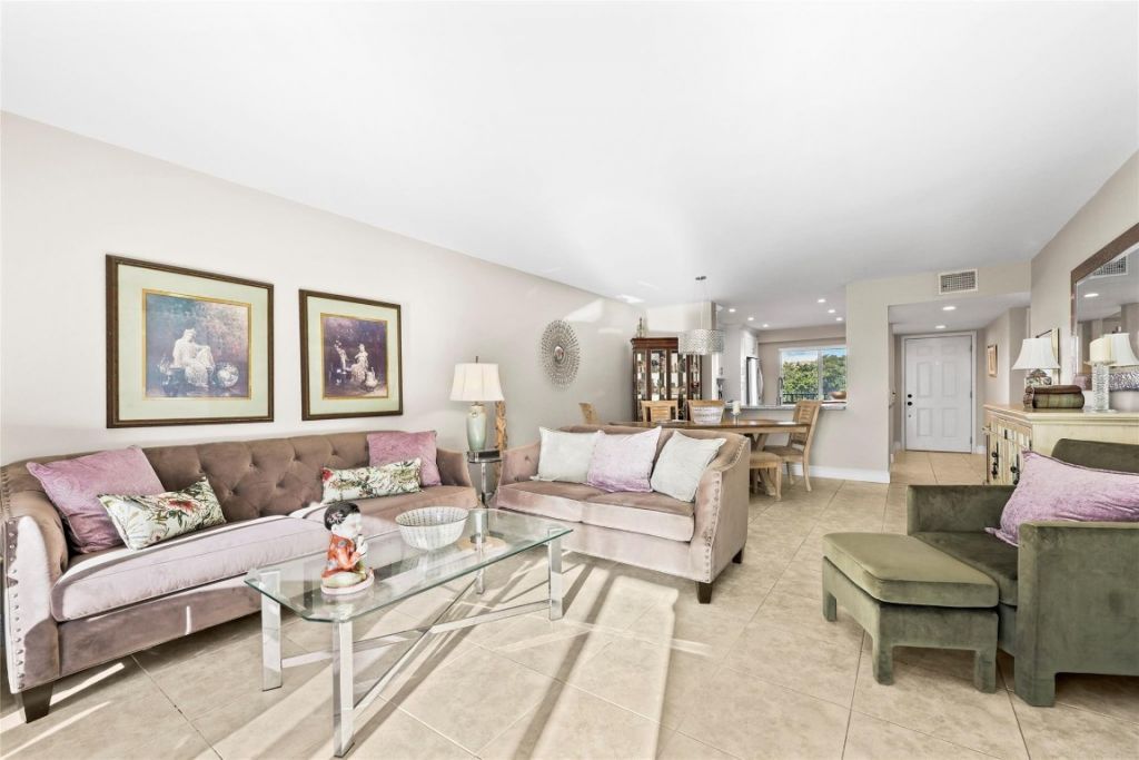 800 SW 125th Way, Unit 405-O, Pembroke Pines, FL 33027 Photo