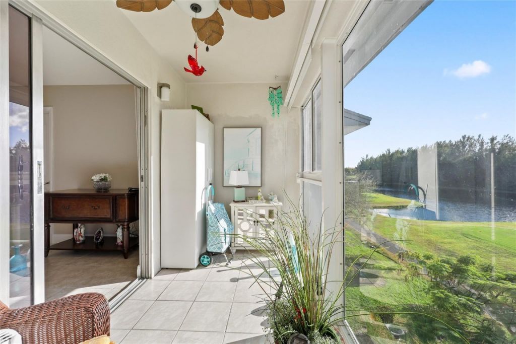 800 SW 125th Way, Unit 405-O, Pembroke Pines, FL 33027 Photo