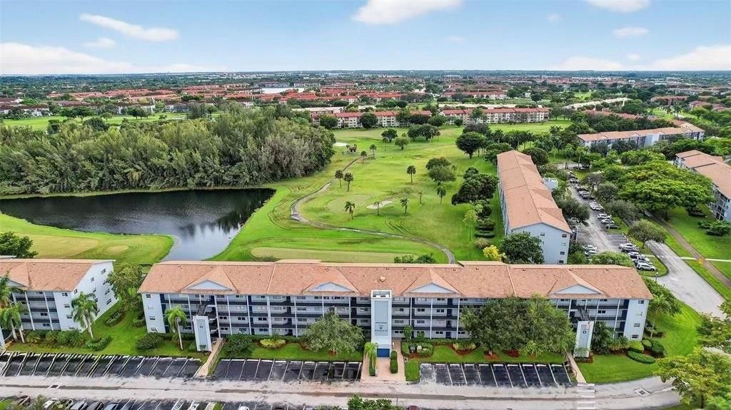 800 SW 125th Way, Unit 405-O, Pembroke Pines, FL 33027 Photo