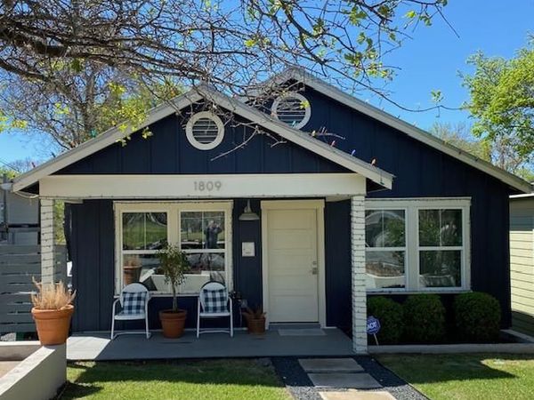 1809 W 10th ST, Austin, TX 78703
