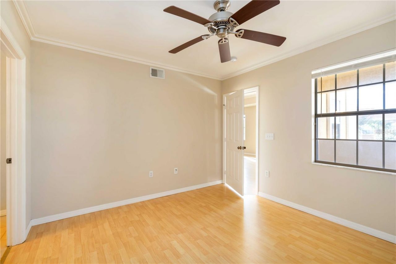 1030 Villagio Circle, Unit 204, Sarasota, FL 34237 Photo