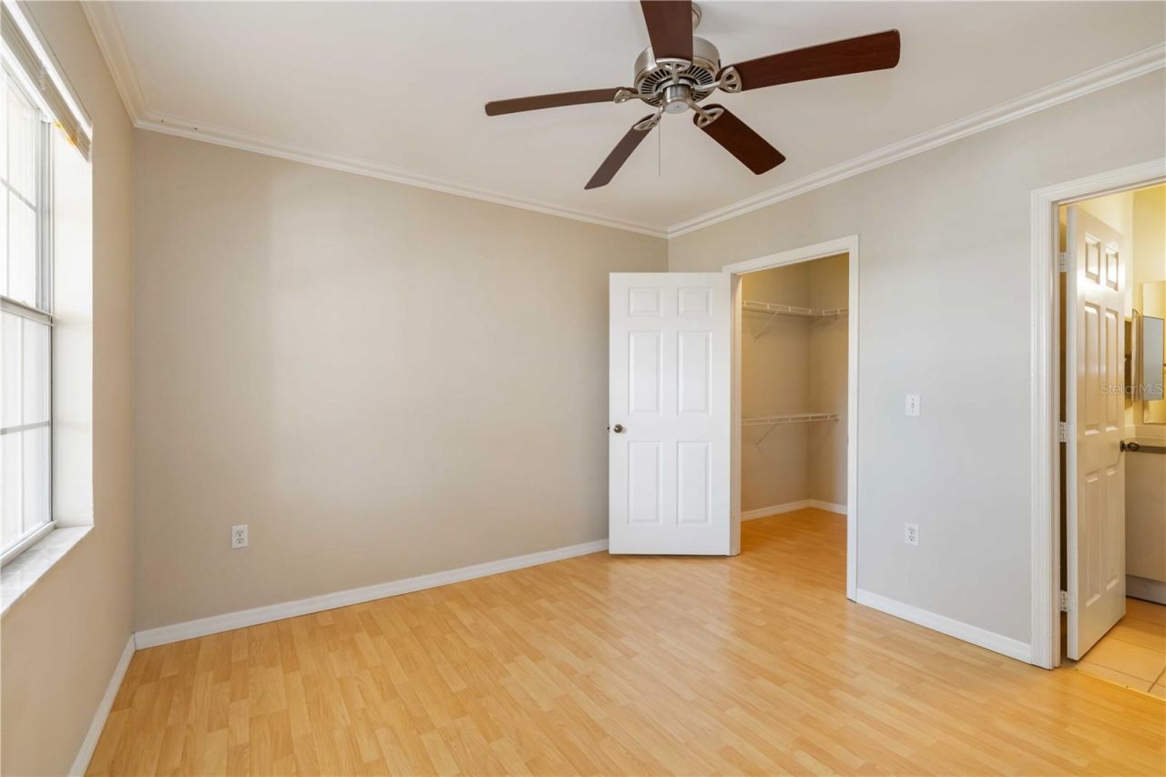 1030 Villagio Circle, Unit 204, Sarasota, FL 34237 Photo