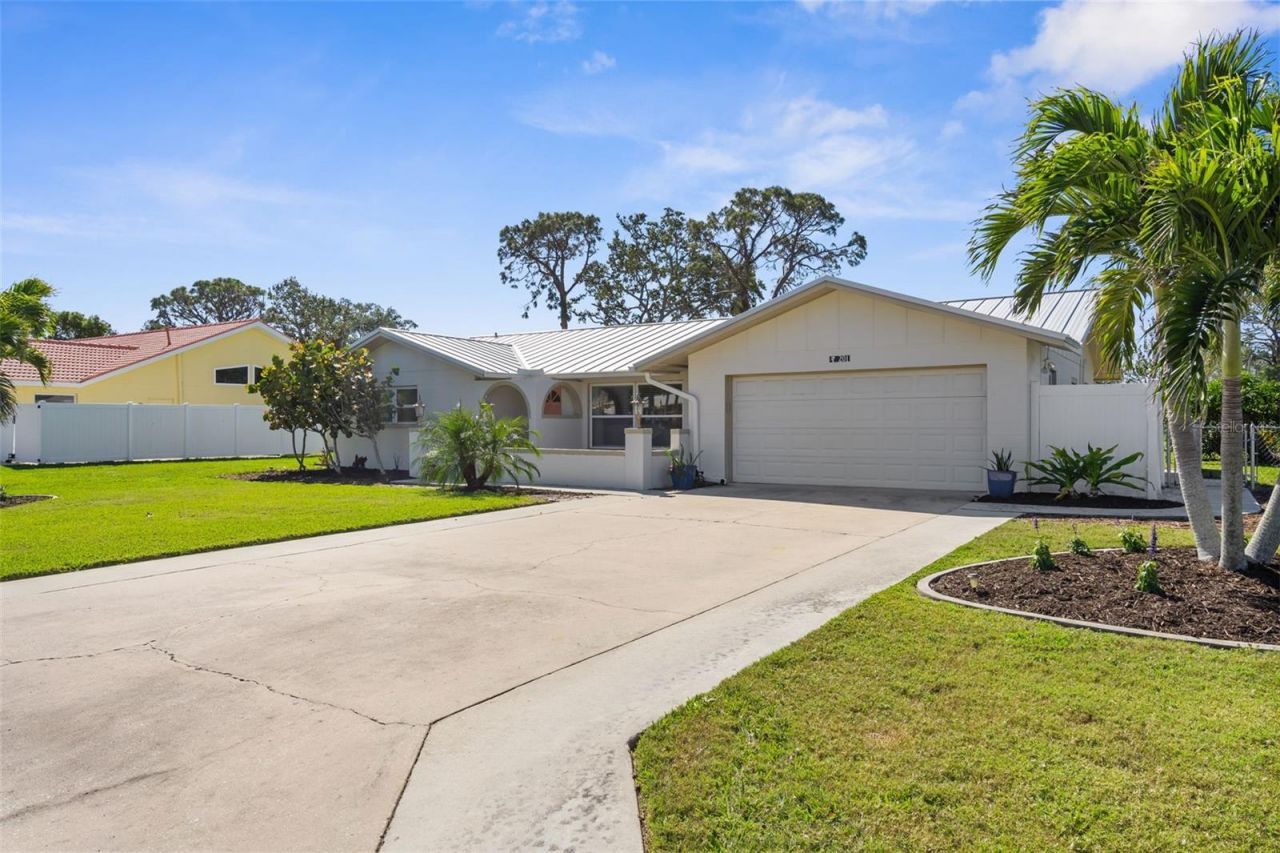 201 Cavallini Drive, Nokomis, FL 34275 Main Photo