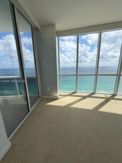 18101 Collins Ave, Unit 3909, Sunny Isles Beach, FL 33160 Photo