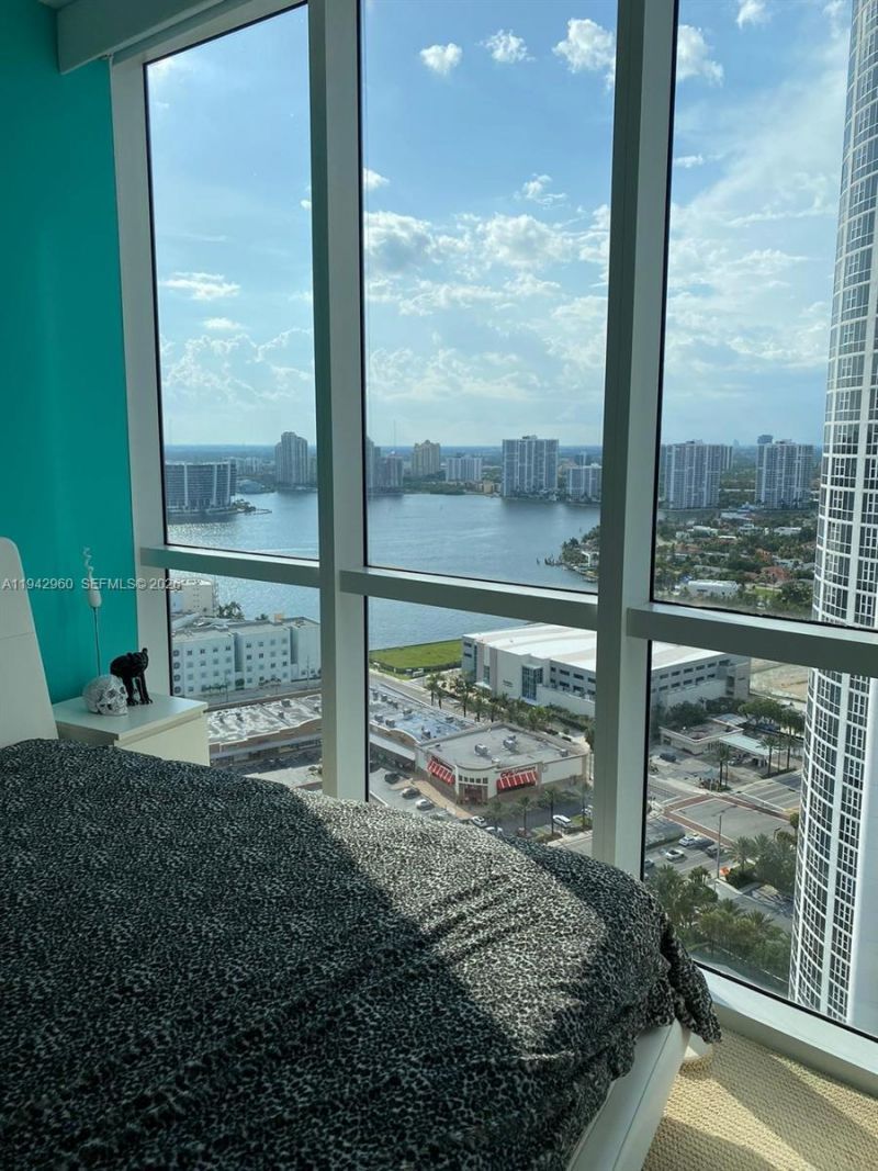 18101 Collins Ave, Unit 3909, Sunny Isles Beach, FL 33160 Photo