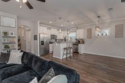 715 Equinox Lane photo 4