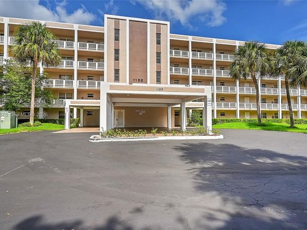 1100 NW 87th Ave, Unit 401, Coral Springs, FL 33071