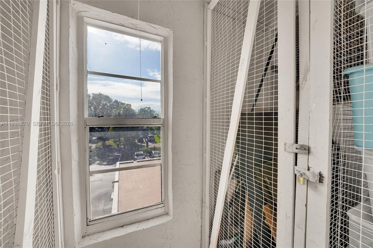 1100 NW 87th Ave, Unit 306, Coral Springs, FL 33071 Photo