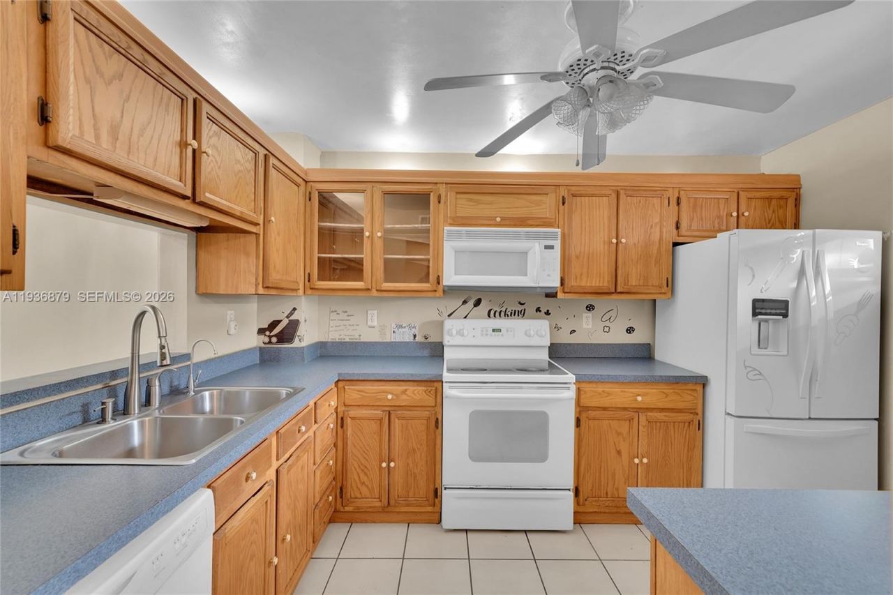 1100 NW 87th Ave, Unit 306, Coral Springs, FL 33071 Photo