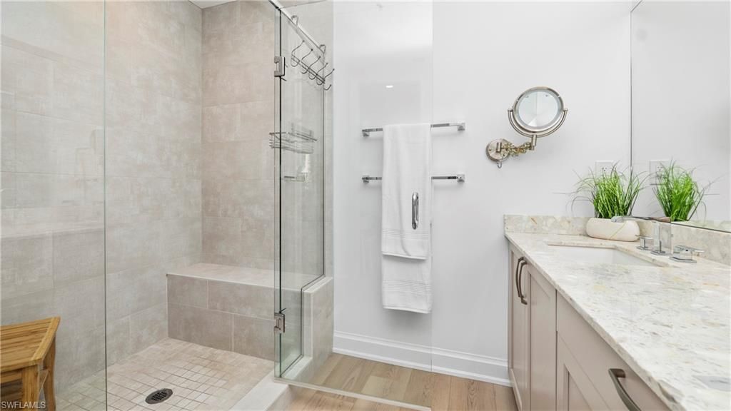 1111 Central Ave, Unit 207, Naples, FL 34102 Photo