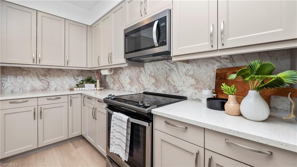 1111 Central Ave, Unit 207, Naples, FL 34102 Photo