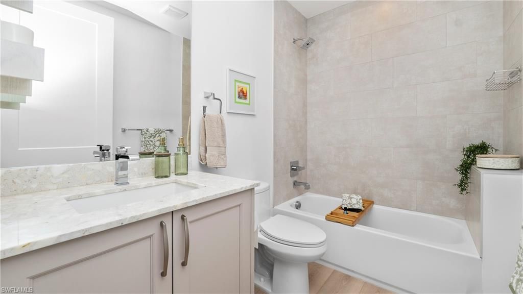 1111 Central Ave, Unit 207, Naples, FL 34102 Photo