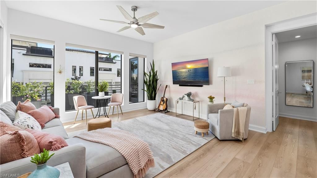 1111 Central Ave, Unit 207, Naples, FL 34102 Photo