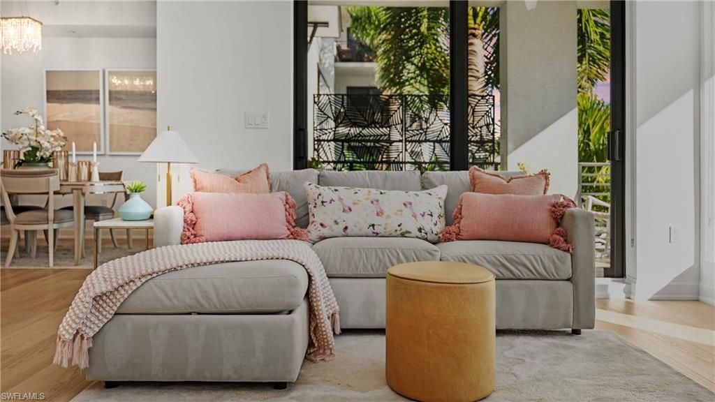 1111 Central Ave, Unit 207, Naples, FL 34102 Photo