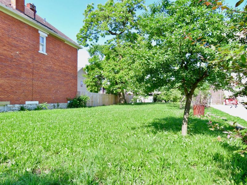 265 N Monroe Avenue, Columbus, OH 43203 Photo 2