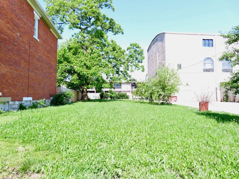 265 N Monroe Avenue, Columbus, OH 43203 Photo 3