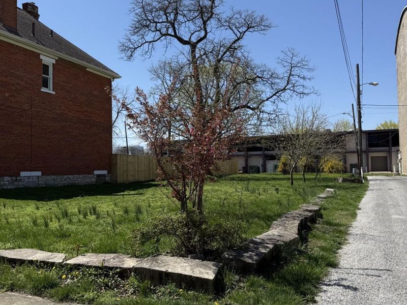 265 N Monroe Avenue, Columbus, OH 43203 Photo 4