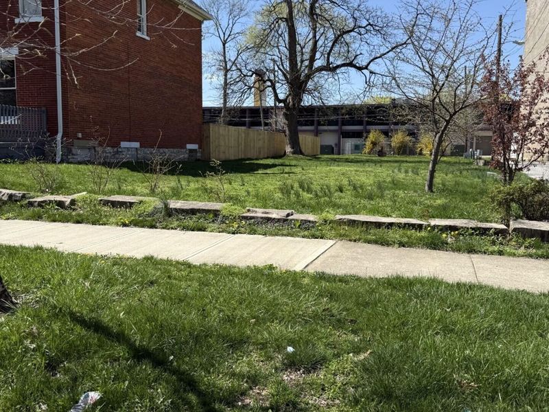 265 N Monroe Avenue, Columbus, OH 43203 Photo 5