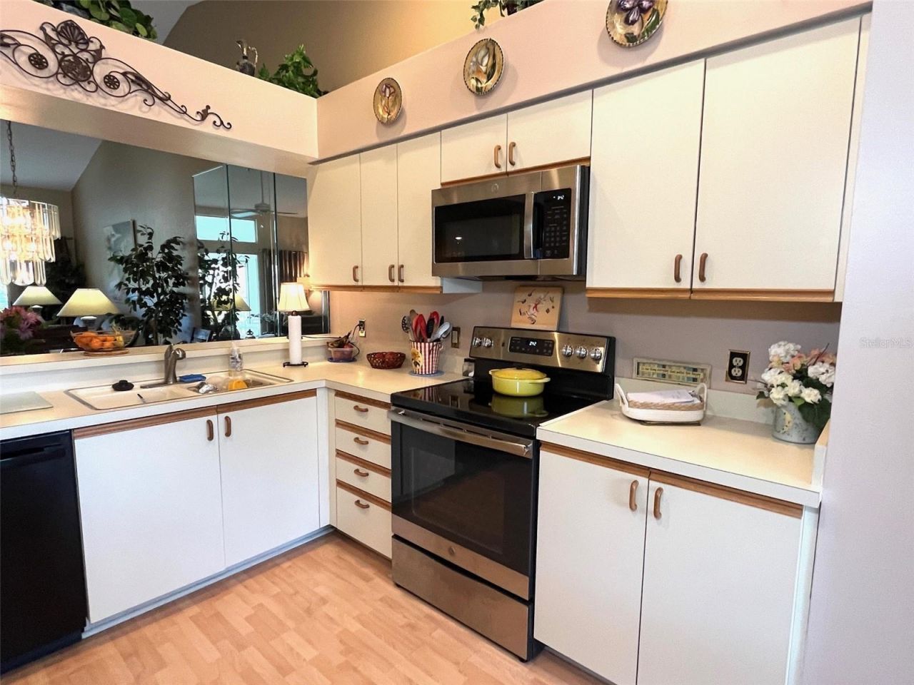 6713 Stone River Rd, Unit 203, Bradenton, FL 34203 Photo