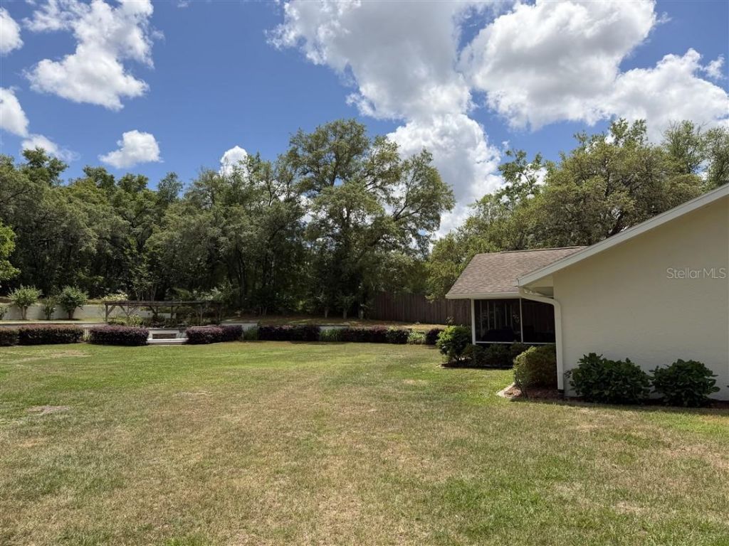 939 N New London Terrace, Inverness, FL 34453 Photo