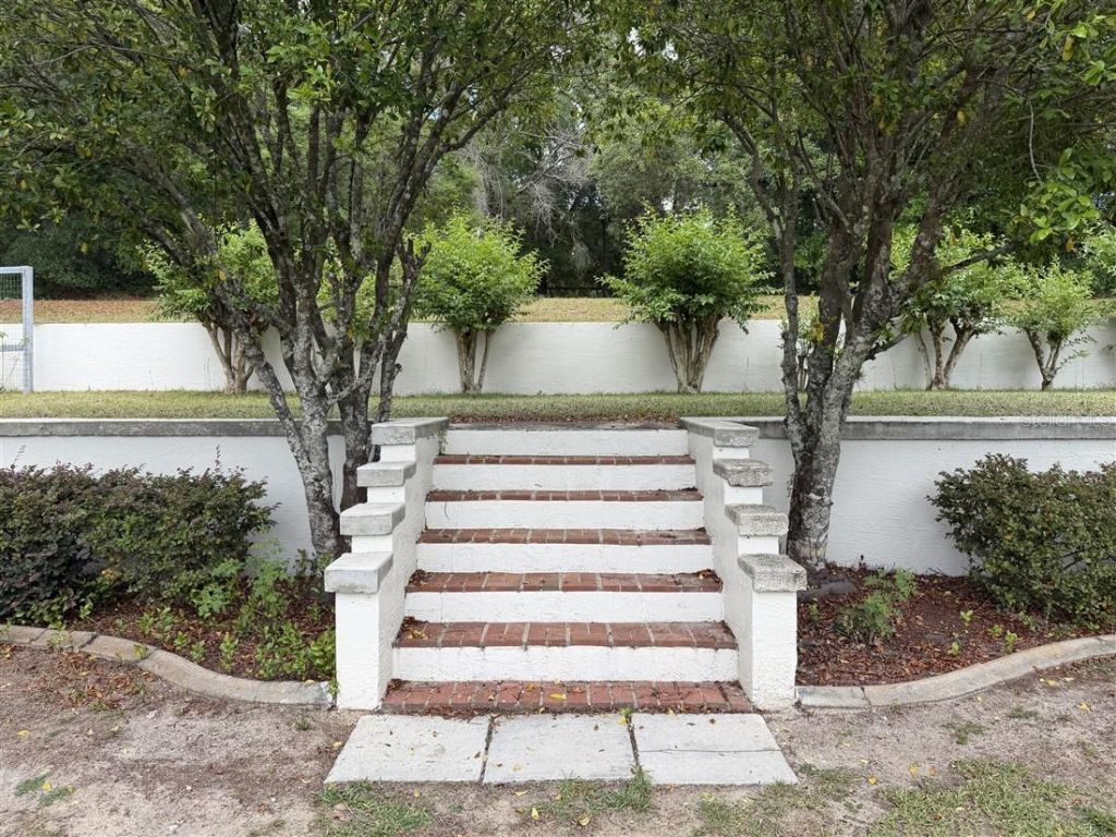 939 N New London Terrace, Inverness, FL 34453 Photo