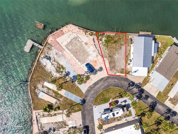 7500 PARK POINTE DRIVE, Unit 42, ENGLEWOOD, FL 34224