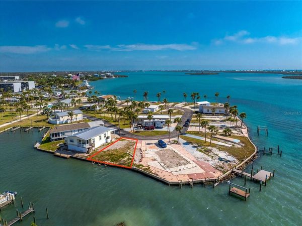 7500 PARK POINTE DRIVE, Unit 42, ENGLEWOOD, FL 34224