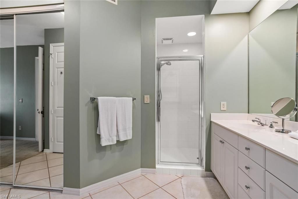 400 Flagship Dr, Unit 306, Naples, FL 34108 Photo