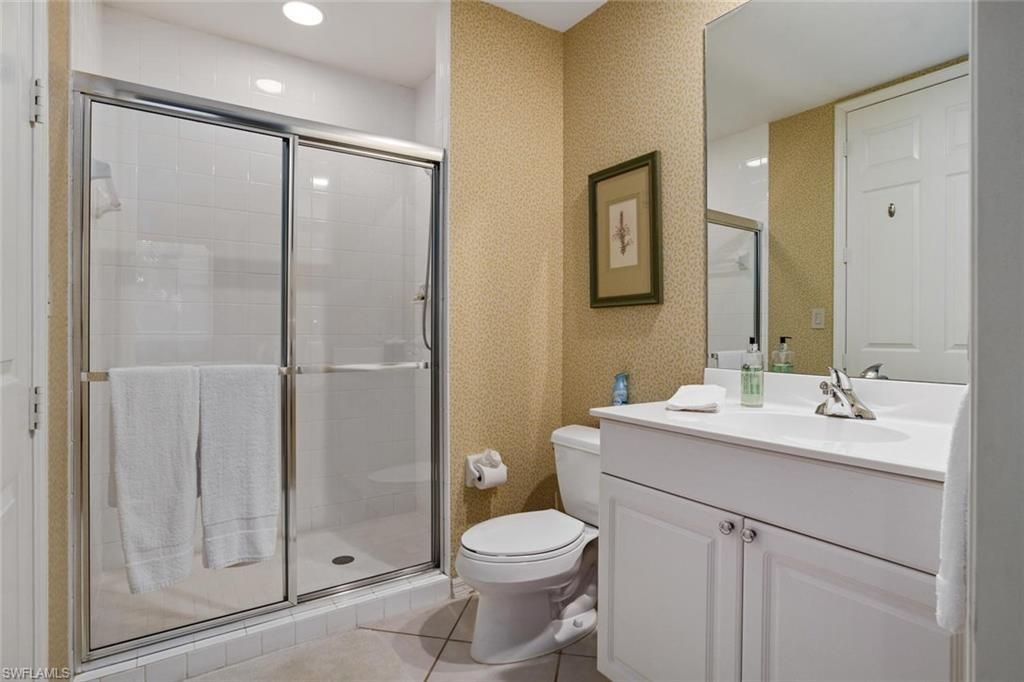 400 Flagship Dr, Unit 306, Naples, FL 34108 Photo