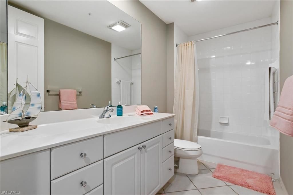 400 Flagship Dr, Unit 306, Naples, FL 34108 Photo